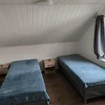Hus